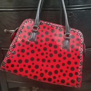 Polkadot Patent leather purse